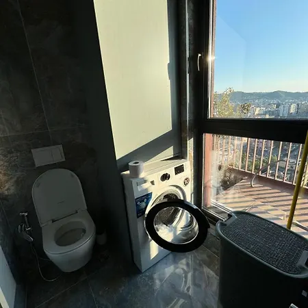 Garden Apartment *
